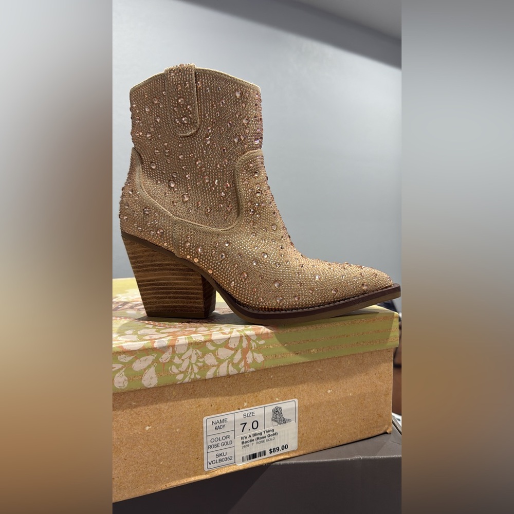 Very G Sparkling Tan Heeled Boots